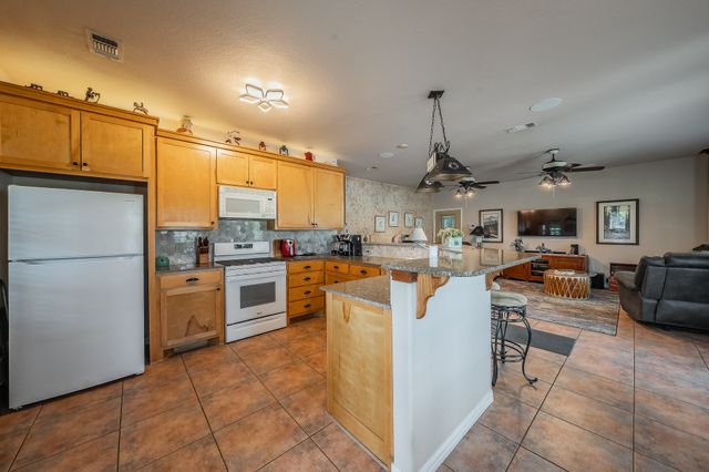 501 Country Lane, Haslet, TX 76052