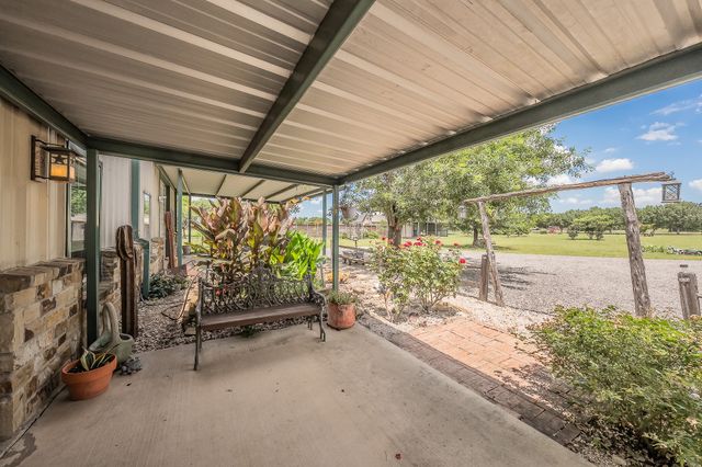 501 Country Lane, Haslet, TX 76052