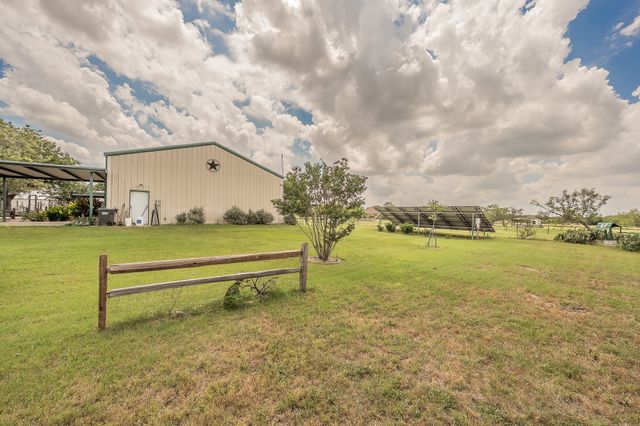 501 Country Lane, Haslet, TX 76052