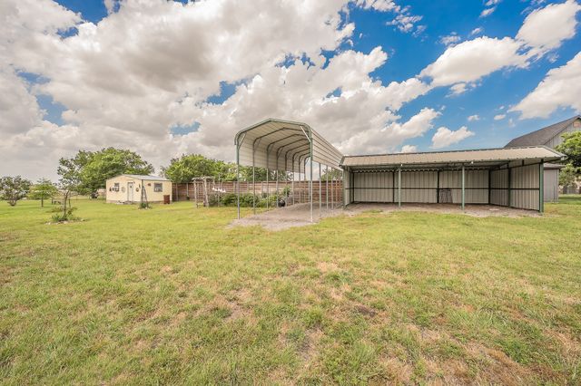 501 Country Lane, Haslet, TX 76052