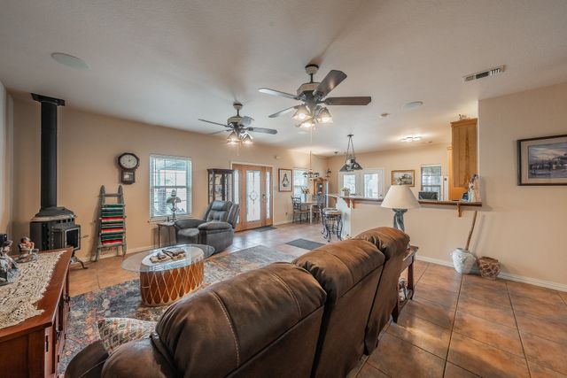 501 Country Lane, Haslet, TX 76052