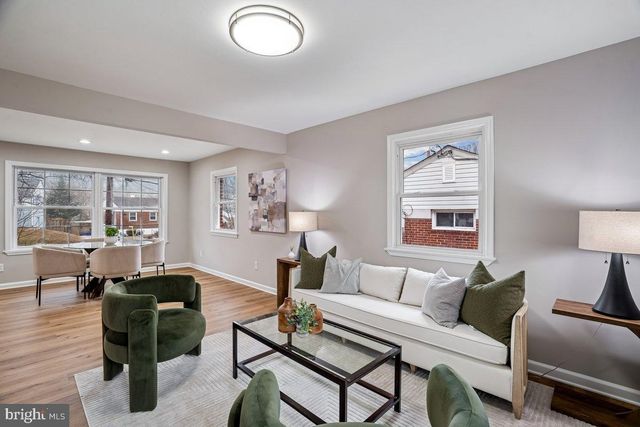 3921 LANTERN DR, Silver Spring, MD 20902