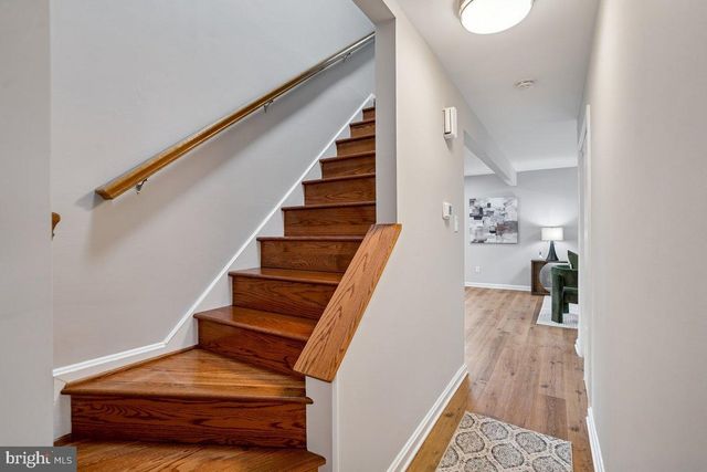 3921 LANTERN DR, Silver Spring, MD 20902