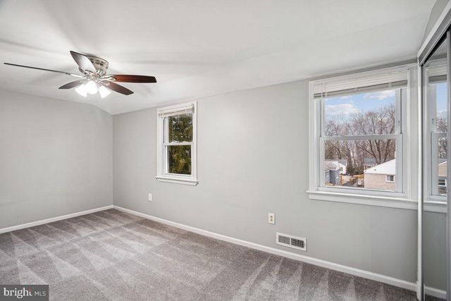 3921 LANTERN DR, Silver Spring, MD 20902