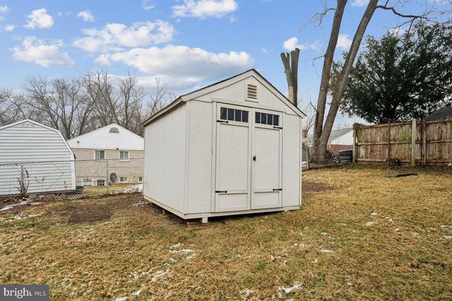 3921 LANTERN DR, Silver Spring, MD 20902