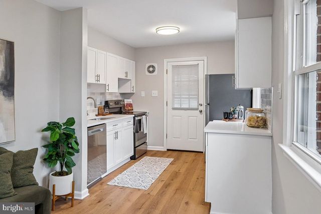 3921 LANTERN DR, Silver Spring, MD 20902