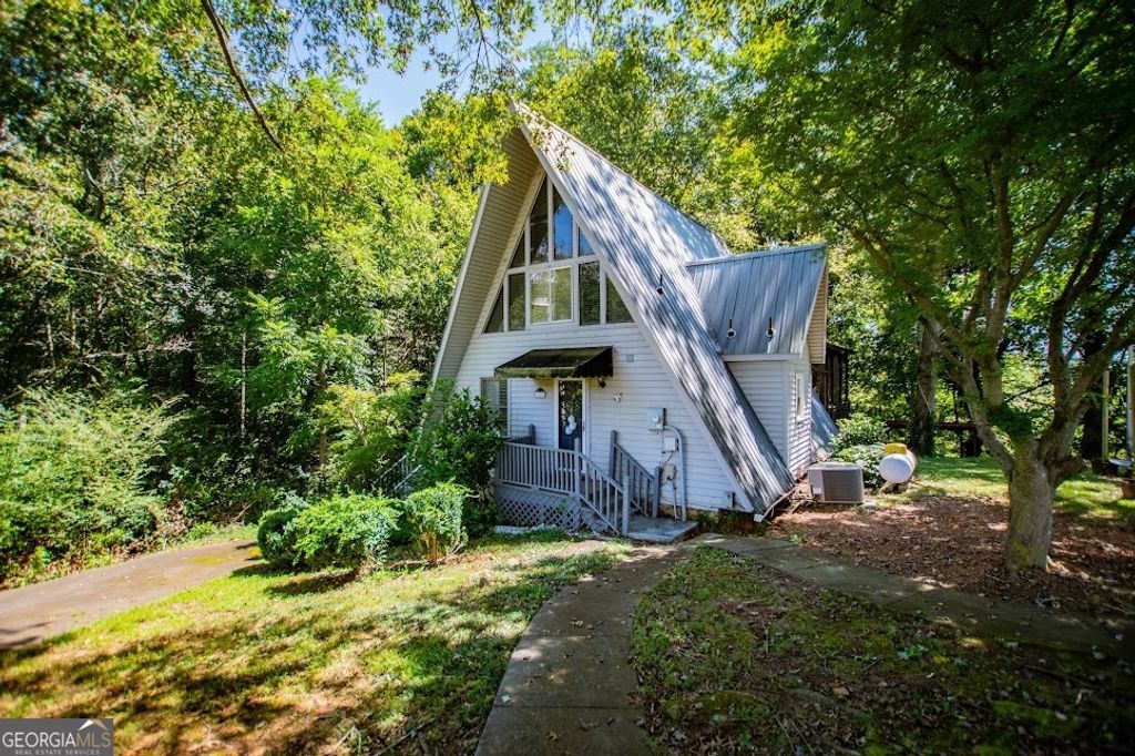746 Dot Road, Bowdon, GA 30108