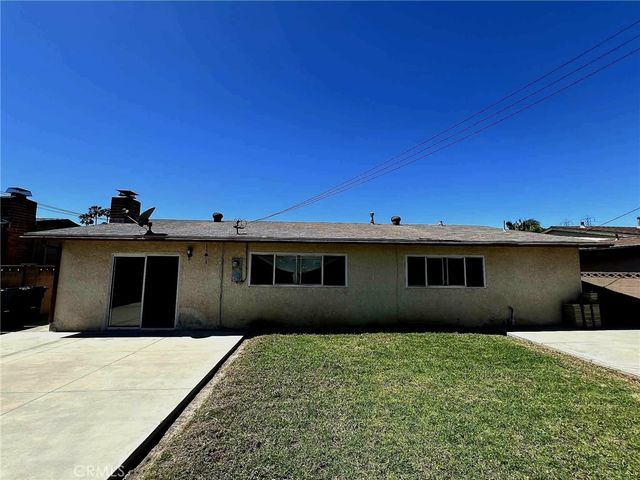16842 Ross, Huntington Beach, CA 92647