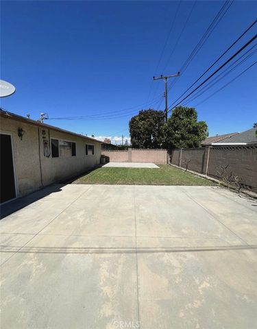 16842 Ross, Huntington Beach, CA 92647