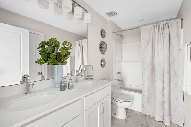 311 Buckwood Lane, N, Thompsons Station, TN 37179