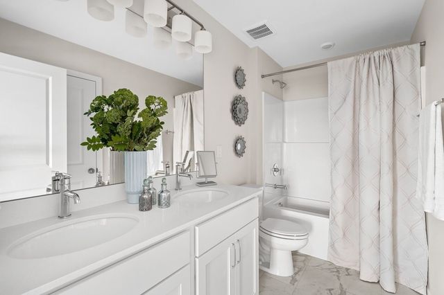 311 Buckwood Lane, N, Thompsons Station, TN 37179