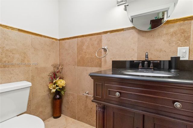 9290 NW 14th Ct, Coral Springs, FL 33071