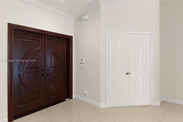 9290 NW 14th Ct, Coral Springs, FL 33071