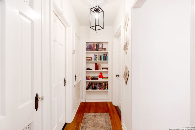 136 John Page, San Antonio, TX 78228