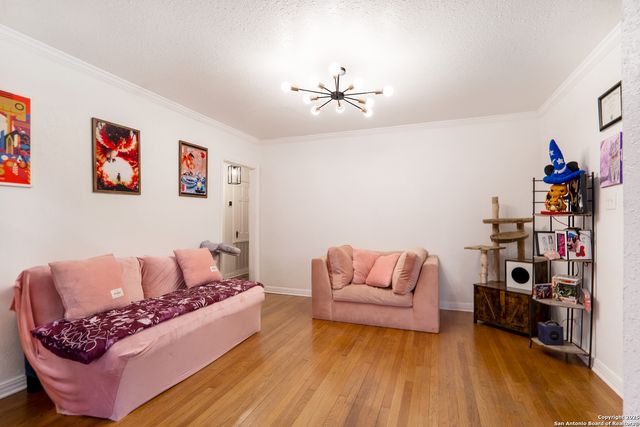 136 John Page, San Antonio, TX 78228