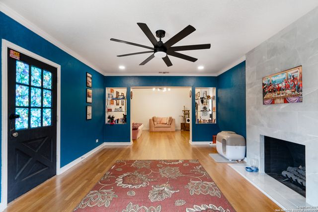 136 John Page, San Antonio, TX 78228