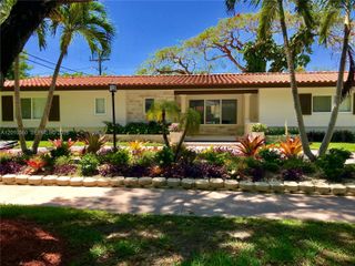 1542 Siena Ave, Coral Gables, FL 33146