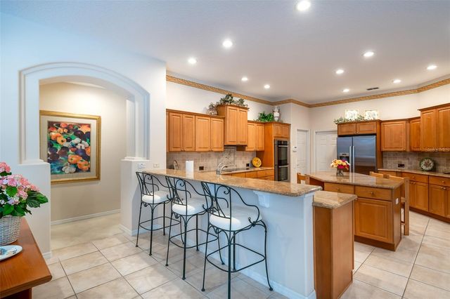 5273 SHORELINE CIRCLE, Sanford, FL 32771