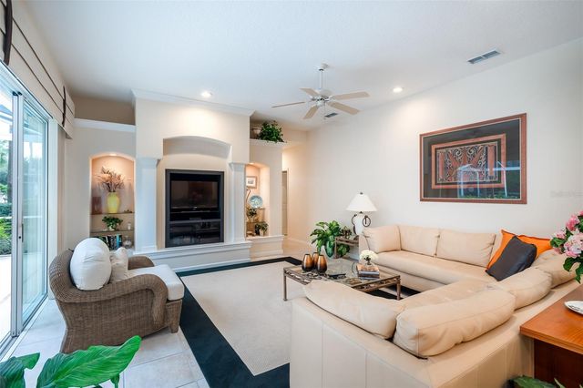 5273 SHORELINE CIRCLE, Sanford, FL 32771