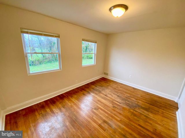 1239 BROENING HWY, Baltimore, MD 21224