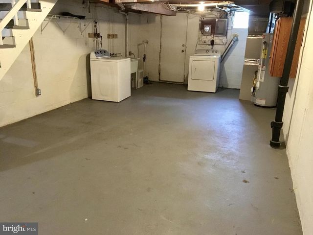 1239 BROENING HWY, Baltimore, MD 21224