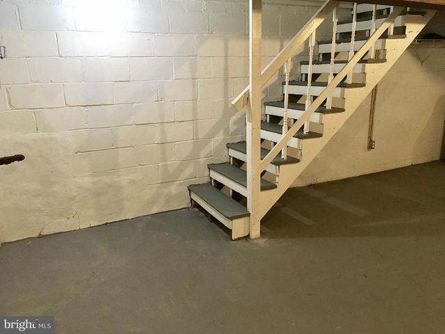 1239 BROENING HWY, Baltimore, MD 21224