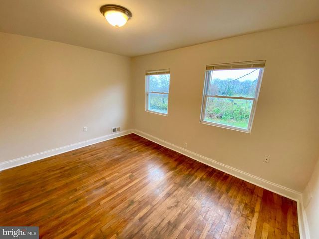 1239 BROENING HWY, Baltimore, MD 21224