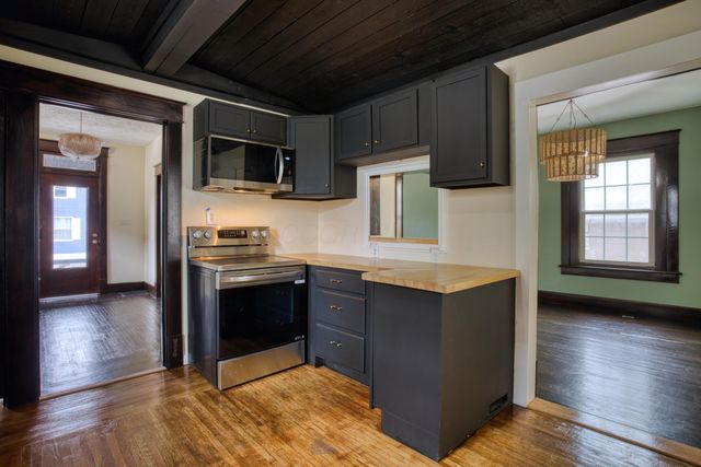 498 Clarendon Street, Newark, OH 43055