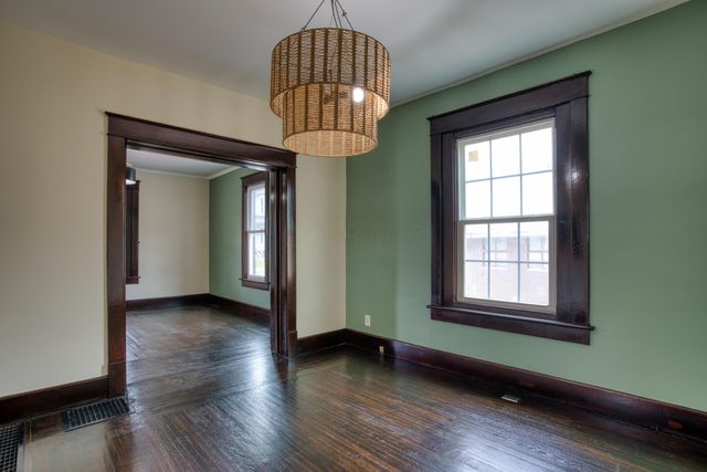 498 Clarendon Street, Newark, OH 43055