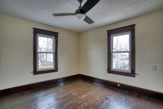 498 Clarendon Street, Newark, OH 43055