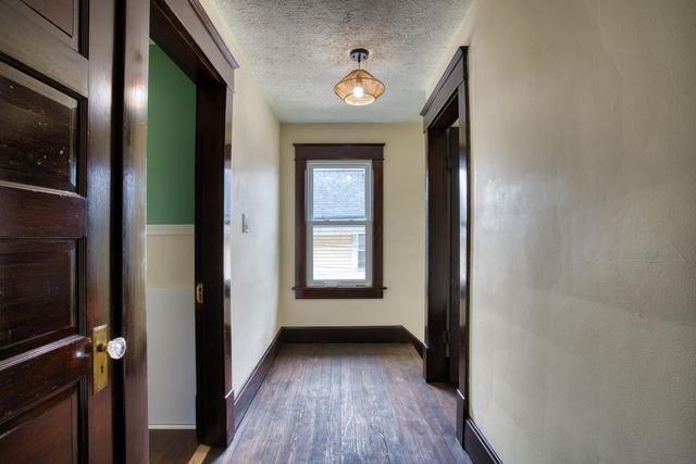 498 Clarendon Street, Newark, OH 43055