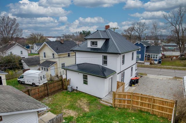 498 Clarendon Street, Newark, OH 43055