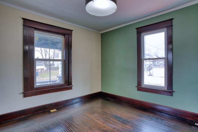 498 Clarendon Street, Newark, OH 43055