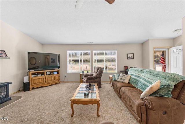 5786 Riverbanks Road, Grants Pass, OR 97527