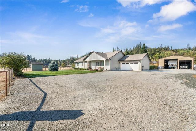 5786 Riverbanks Road, Grants Pass, OR 97527