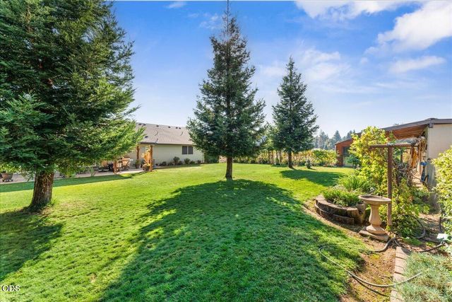 5786 Riverbanks Road, Grants Pass, OR 97527
