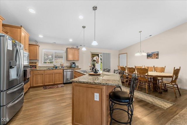 5786 Riverbanks Road, Grants Pass, OR 97527