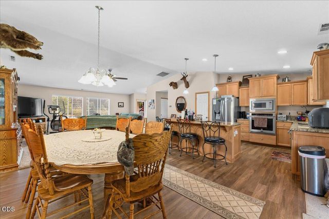 5786 Riverbanks Road, Grants Pass, OR 97527