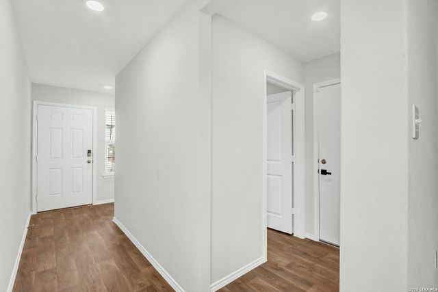 3264 Onion Creek, San Antonio, TX 78245