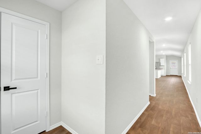 3264 Onion Creek, San Antonio, TX 78245