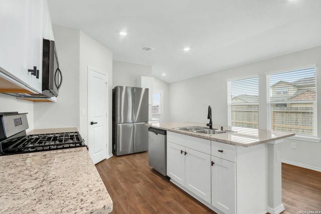 3264 Onion Creek, San Antonio, TX 78245