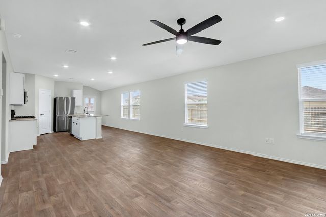 3264 Onion Creek, San Antonio, TX 78245