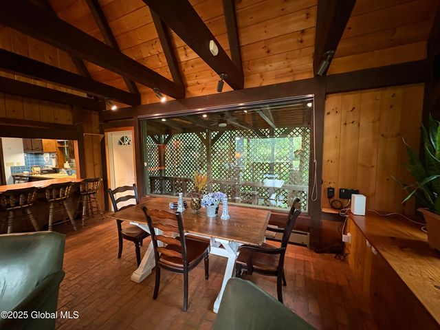 36 Hoffman Road, Milton, NY 12866