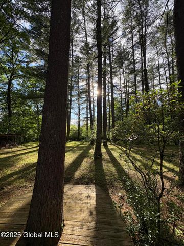 36 Hoffman Road, Milton, NY 12866