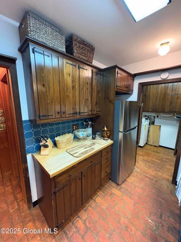 36 Hoffman Road, Milton, NY 12866