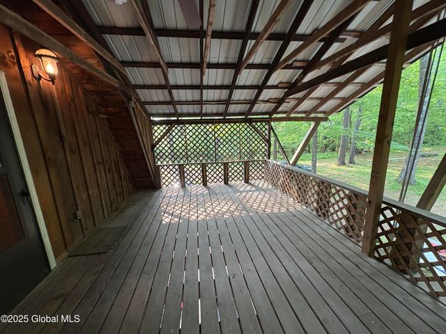 36 Hoffman Road, Milton, NY 12866