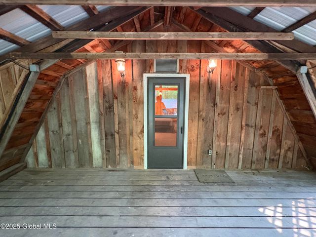 36 Hoffman Road, Milton, NY 12866