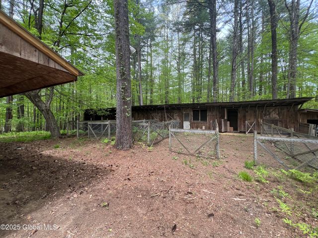 36 Hoffman Road, Milton, NY 12866