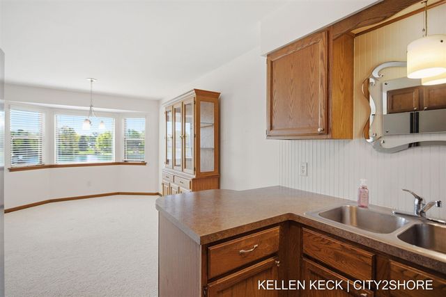 2934 Porter Court, Grandville, MI 49418