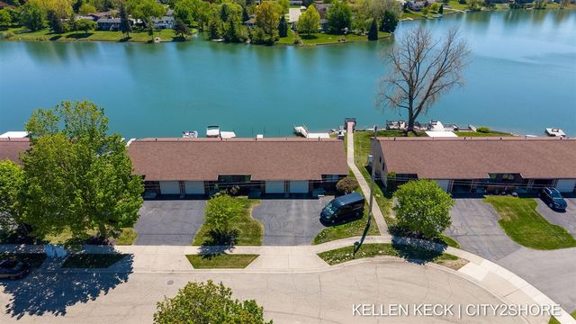 2934 Porter Court, Grandville, MI 49418